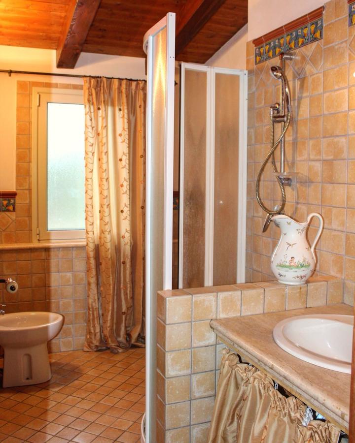 קאסטלמארה דל גולפו Villa Plaia מראה חיצוני תמונה