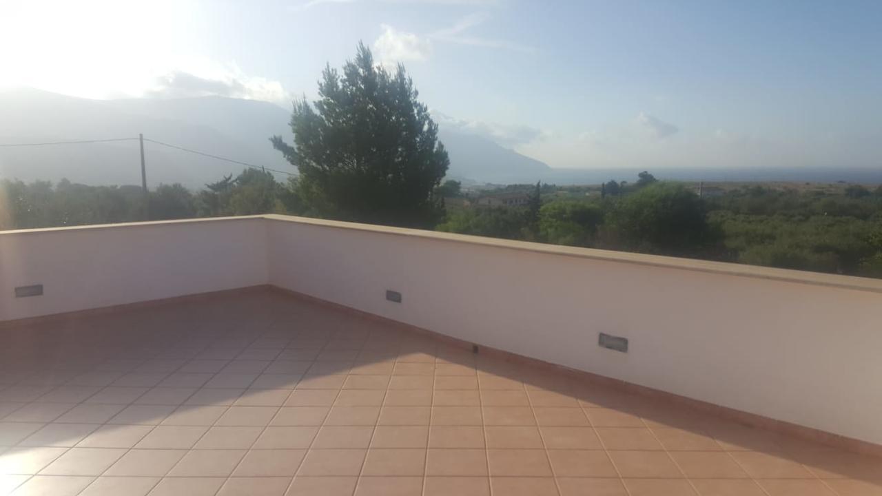 קאסטלמארה דל גולפו Villa Plaia מראה חיצוני תמונה