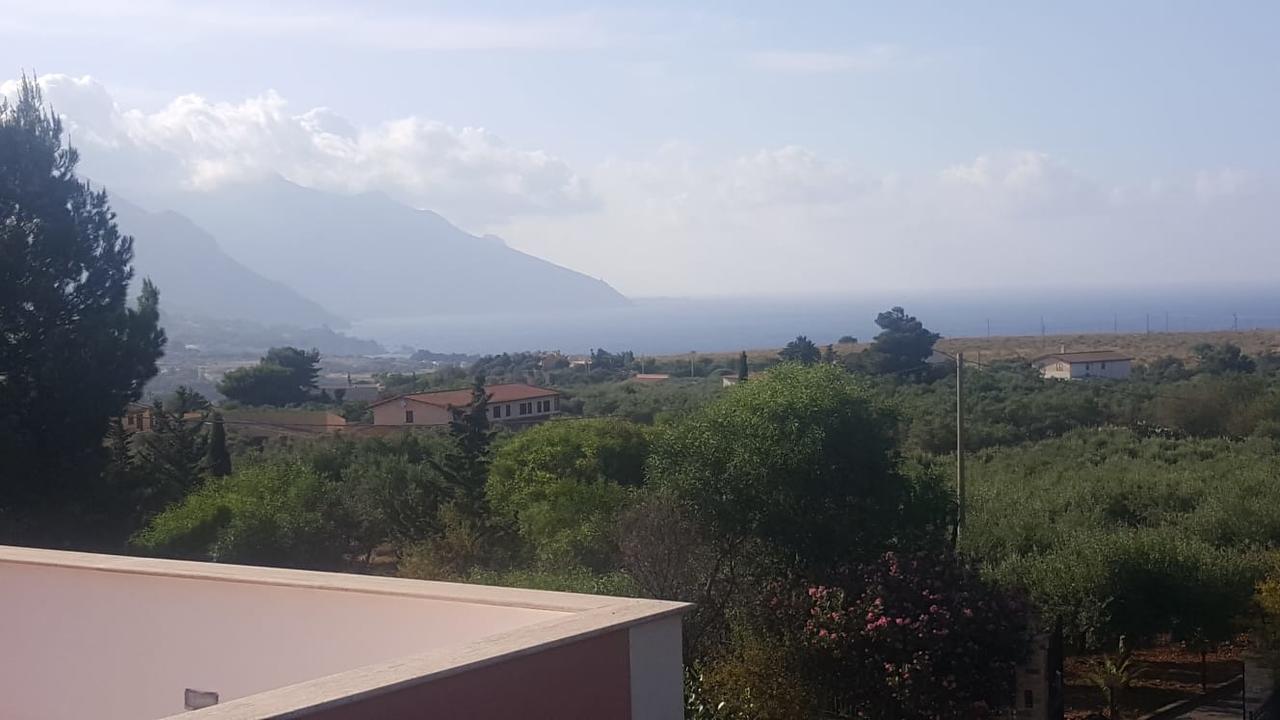 קאסטלמארה דל גולפו Villa Plaia מראה חיצוני תמונה